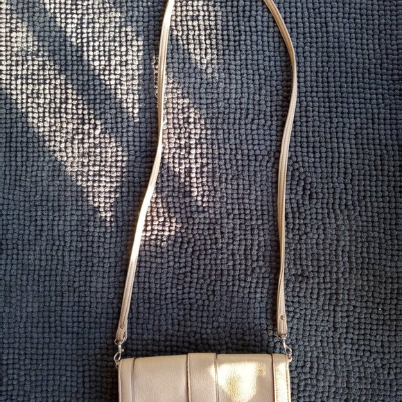 Franco Sarto - leather crossbody bag - beige - Picture 7 of 7